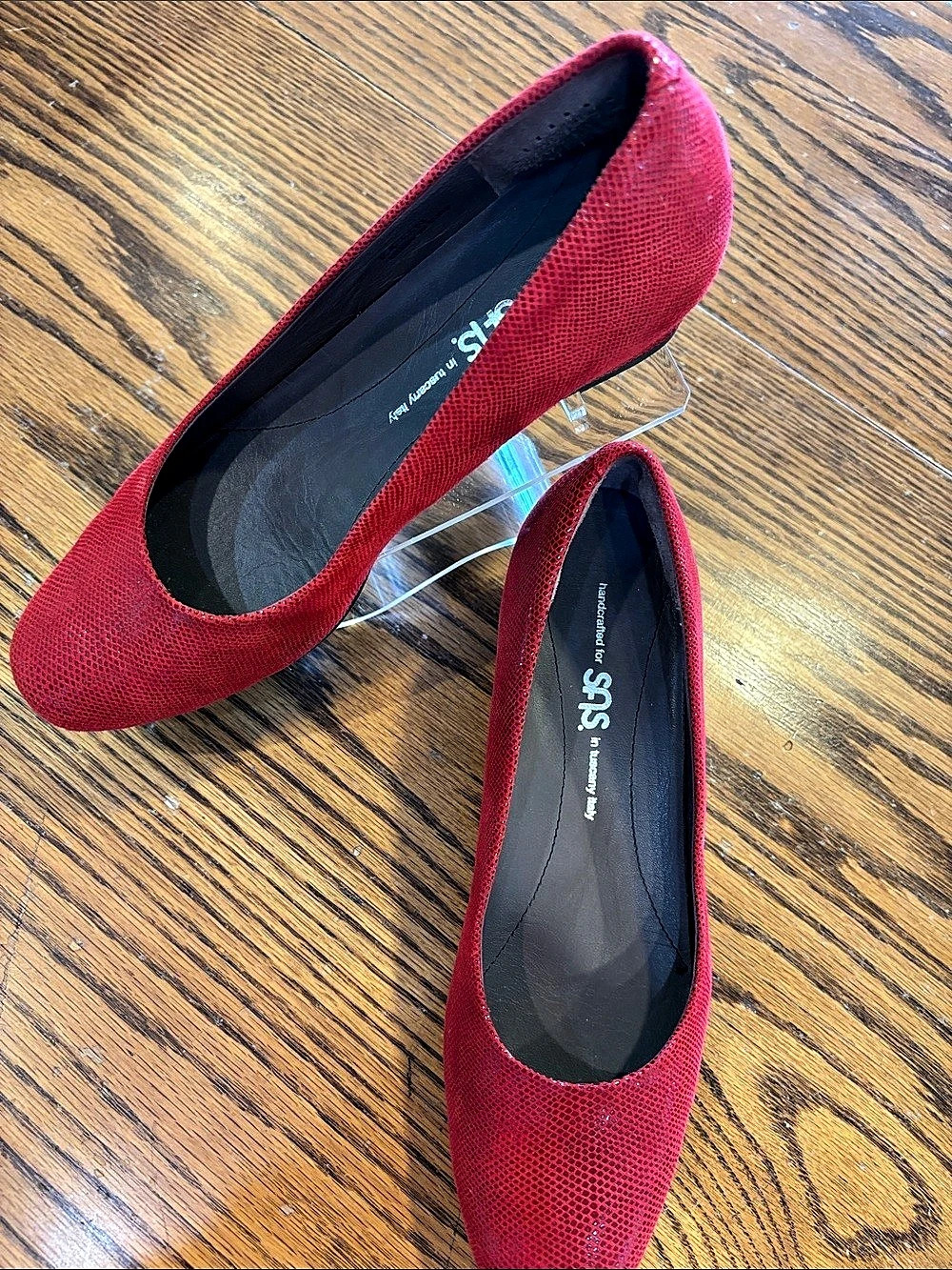 SAS Sofia Rouge Red Textured Leather Comfort
Wedge Pump Italy size 8.5N - Picture 4 of 7